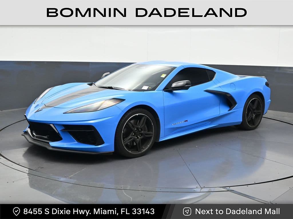 2024 Chevrolet Corvette Stingray — photo 1 of 36