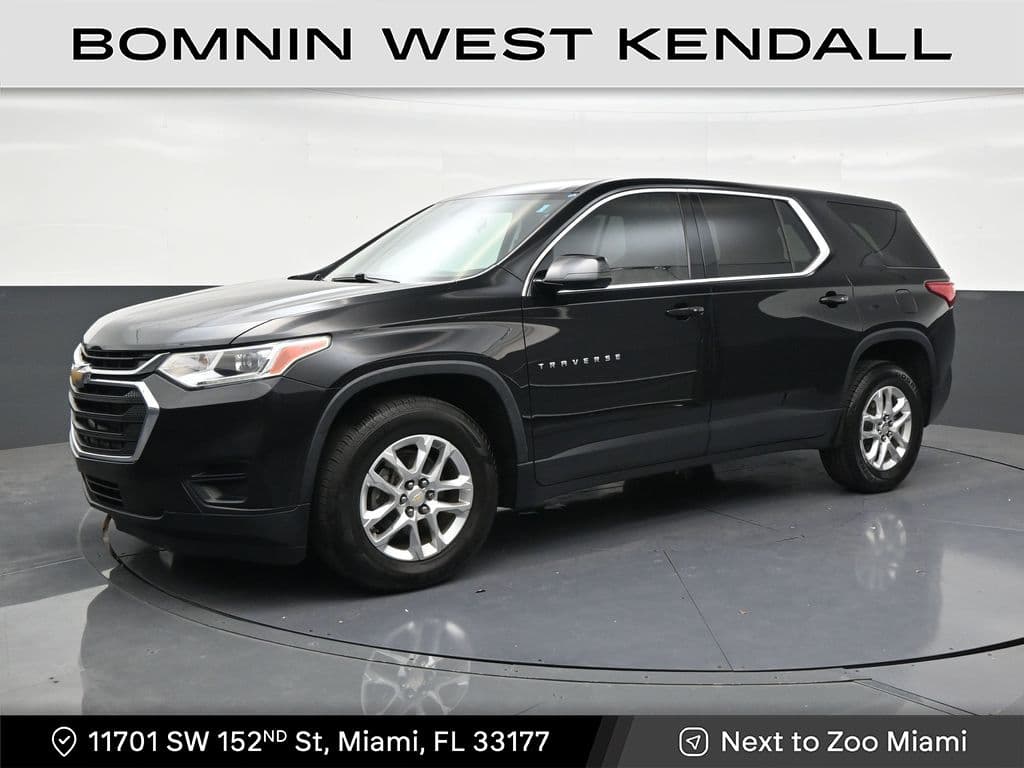 2020 Chevrolet Traverse LS — photo 1 of 34