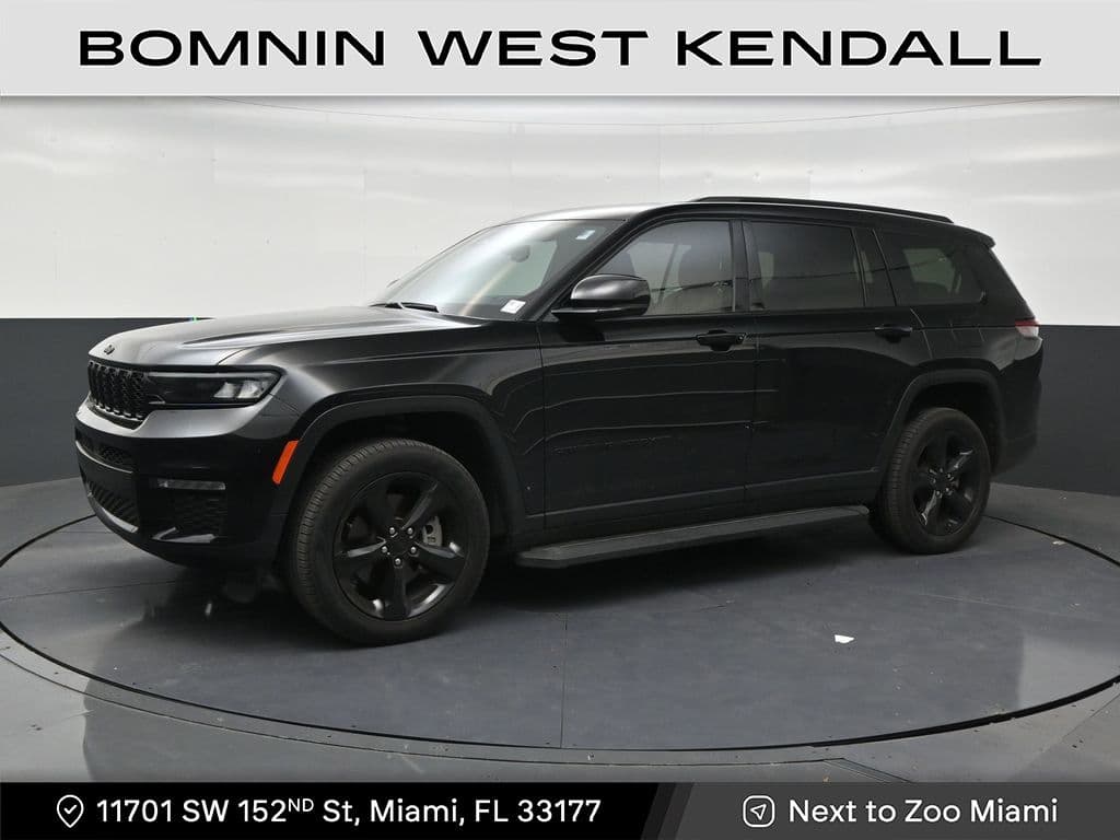 2024 Jeep Grand Cherokee L Limited — photo 1 of 32