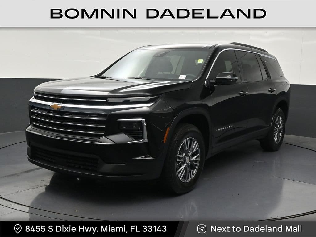 2026 Chevrolet Traverse LT — photo 1 of 42