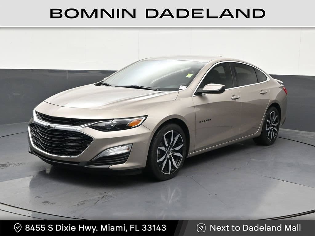 2022 Chevrolet Malibu RS — photo 1 of 41