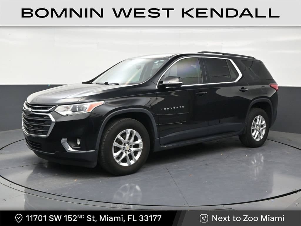 2019 Chevrolet Traverse LT Cloth — photo 1 of 32