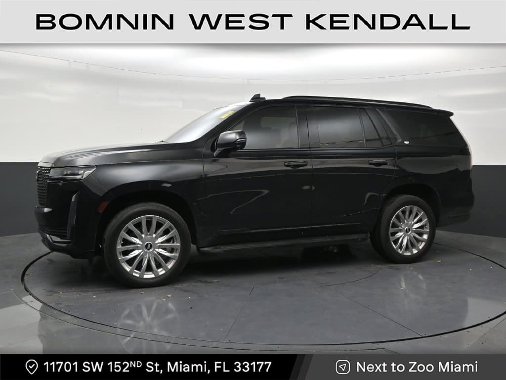 2023 Cadillac Escalade Base — photo 1 of 32
