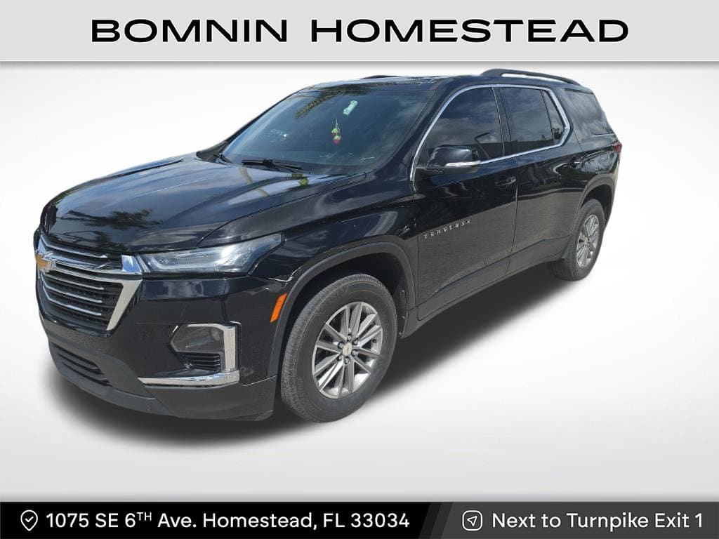 2023 Chevrolet Traverse LT Leather — photo 1 of 5