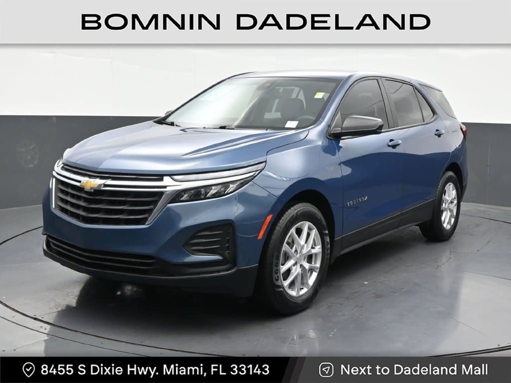 2024 Chevrolet Equinox LS — photo 1 of 36