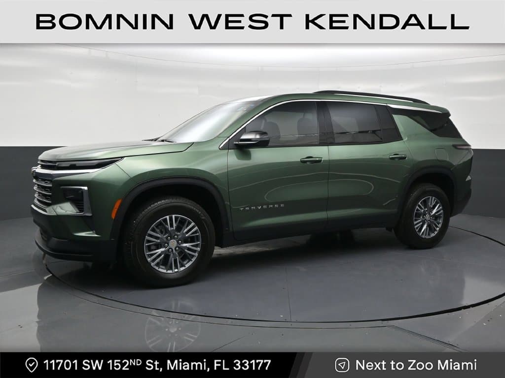 2027 Chevrolet Traverse FWD LT — photo 1 of 25