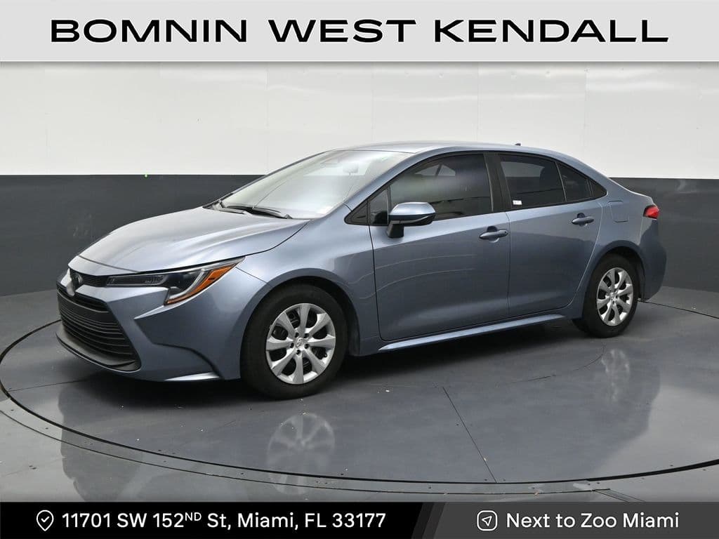 2024 Toyota Corolla LE — photo 1 of 30