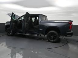 Extra Photo
