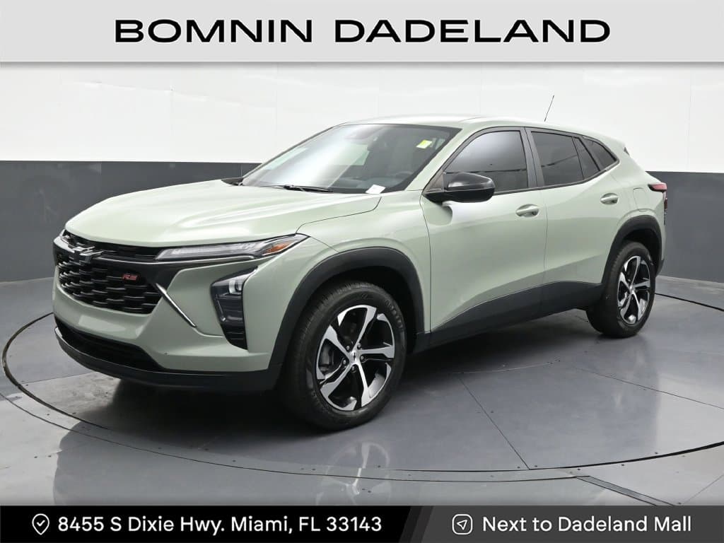 2024 Chevrolet Trax 1RS — photo 1 of 39