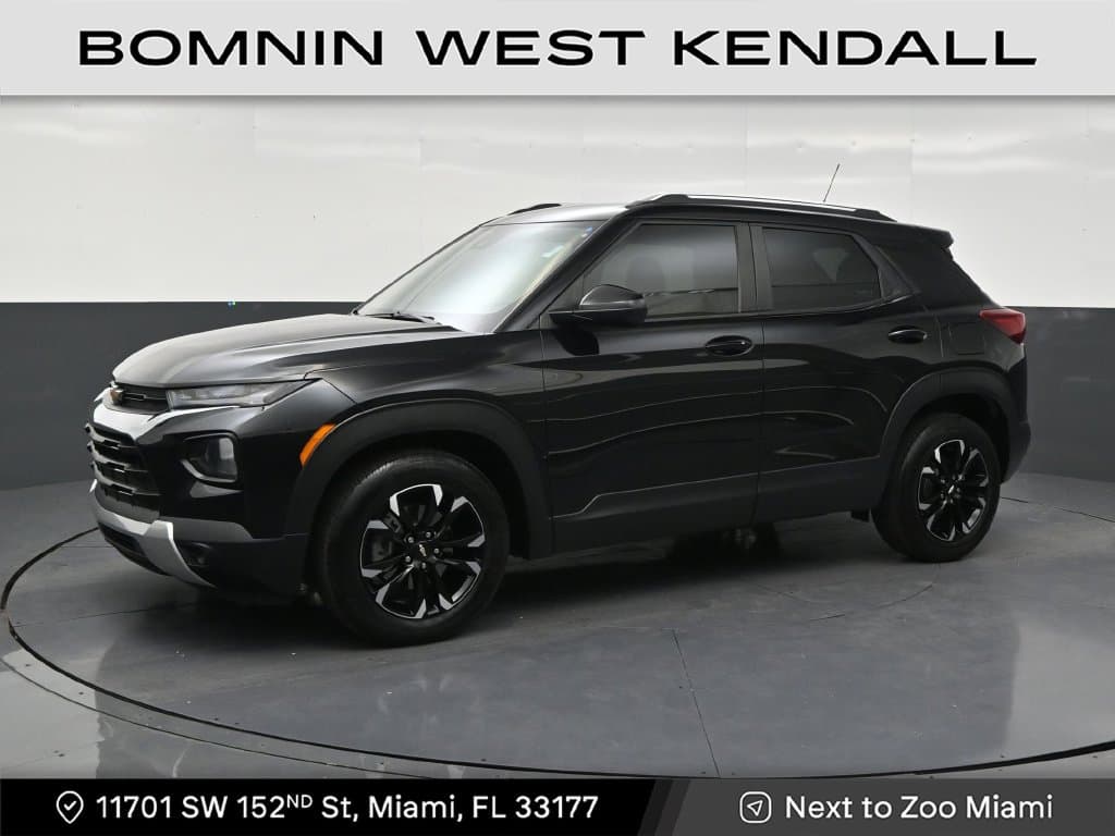 2023 Chevrolet Trailblazer LT — photo 1 of 32