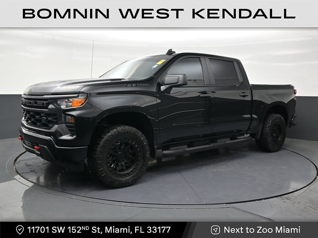 2025 Chevrolet Silverado 1500 Custom — photo 1 of 33