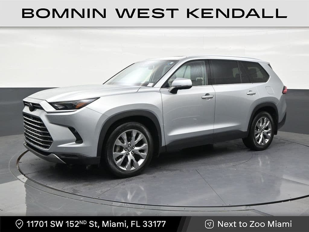 2024 Toyota Grand Highlander Limited — photo 1 of 32