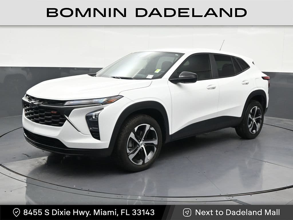 2024 Chevrolet Trax 1RS — photo 1 of 36