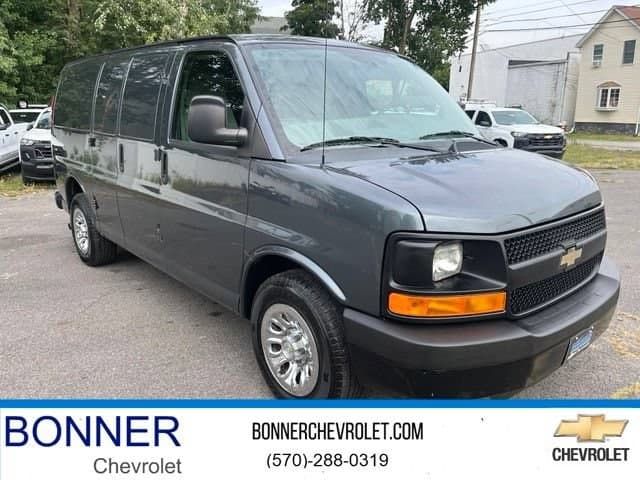 2014 Chevrolet Express Cargo Van Base — photo 1 of 28