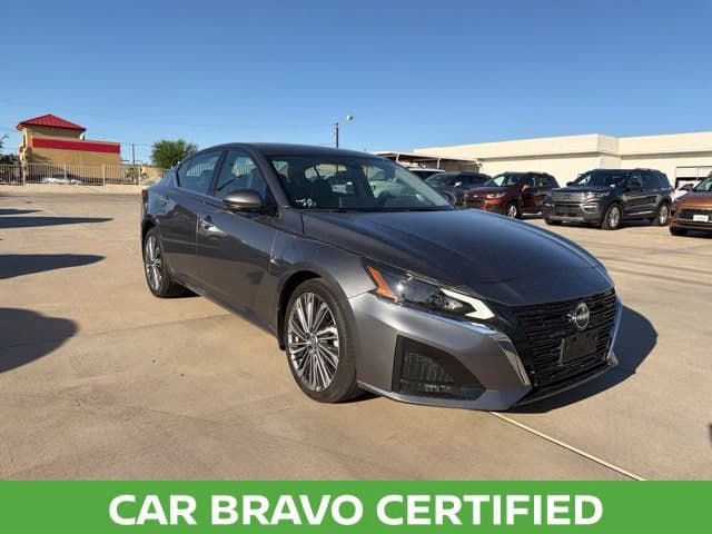 2024 Nissan Altima Base — photo 1 of 27