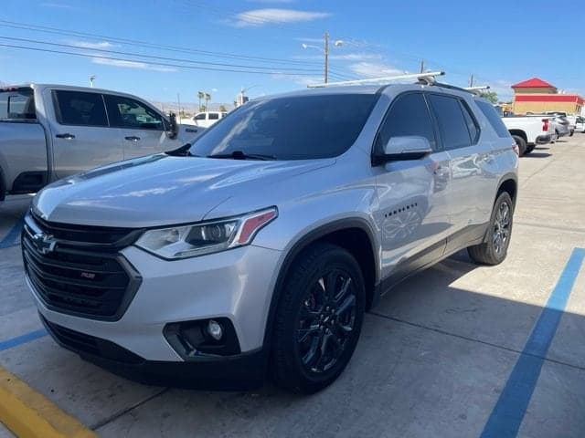 2021 Chevrolet Traverse RS — photo 1 of 12