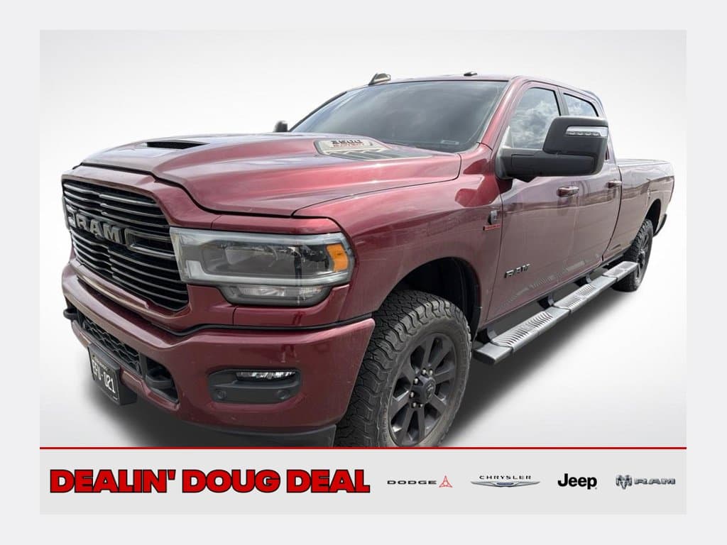 2024 RAM 3500 Laramie — photo 1 of 2