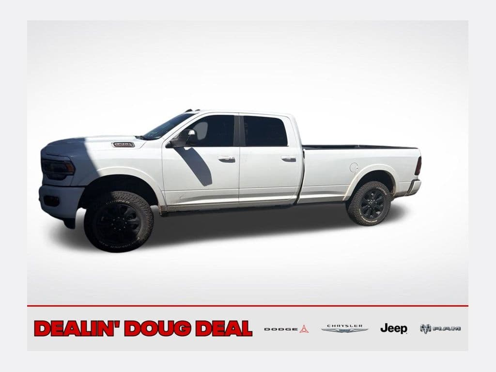 2022 RAM 3500 Laramie — photo 1 of 2