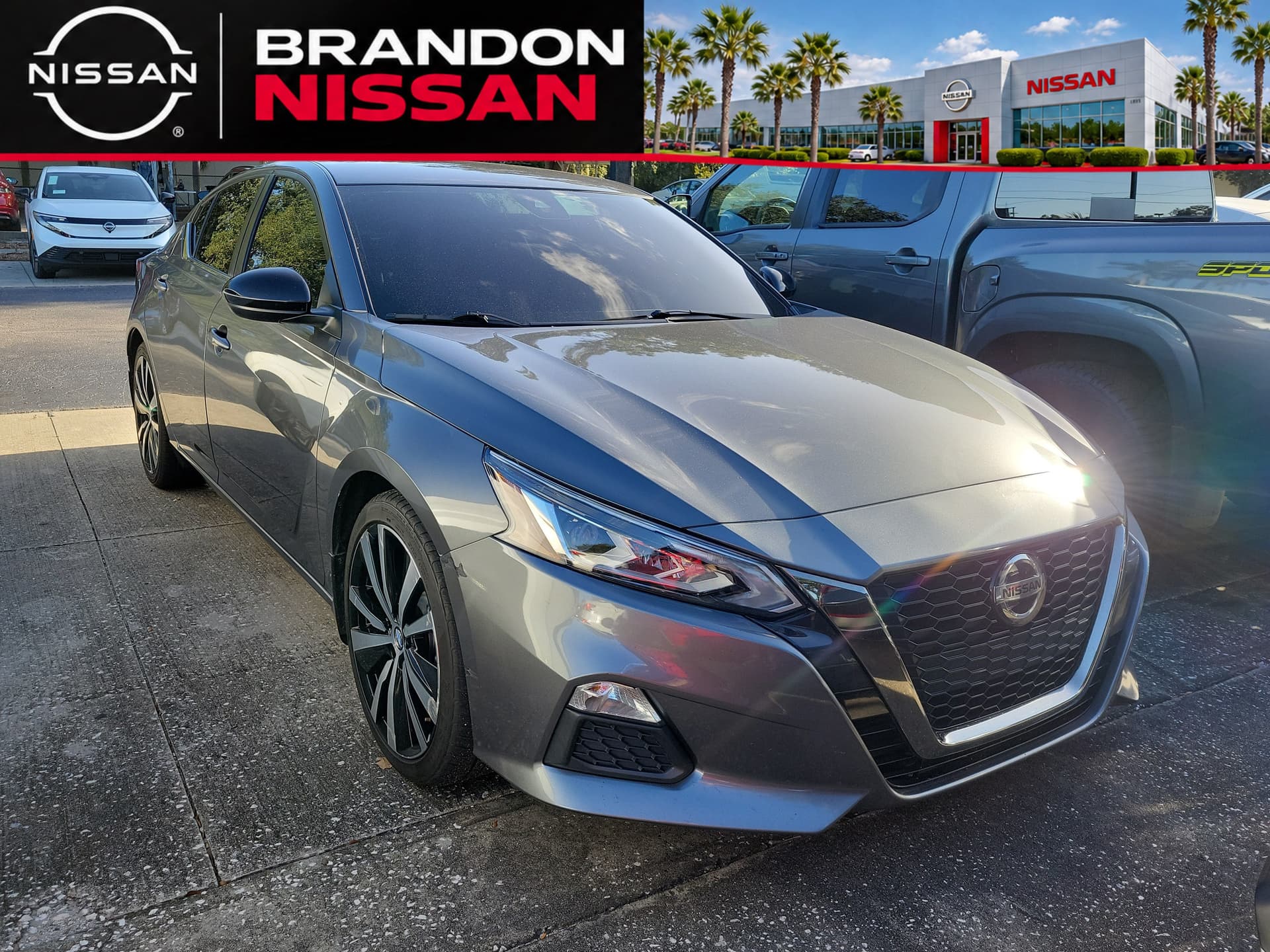 2022 Nissan Altima 2.5 SR — photo 1 of 8