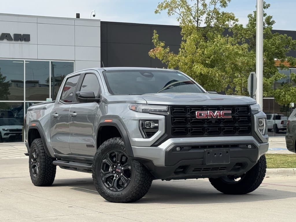2024 GMC Canyon 2WD Elevation — photo 1 of 32