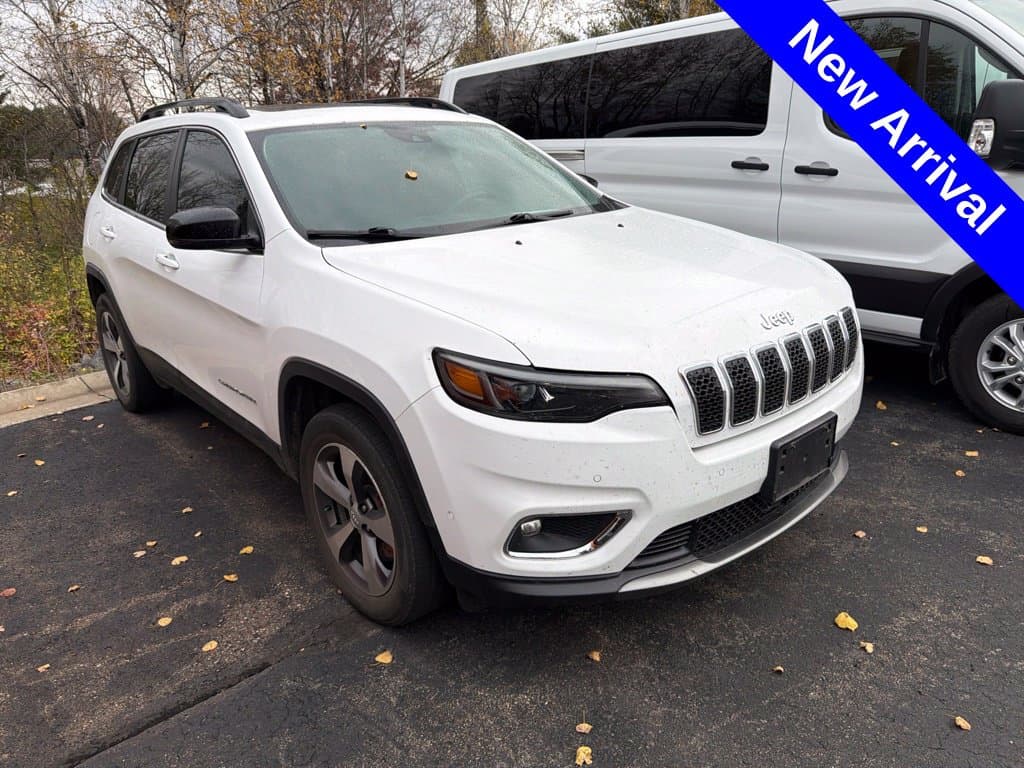2022 Jeep Cherokee Limited — photo 1 of 2