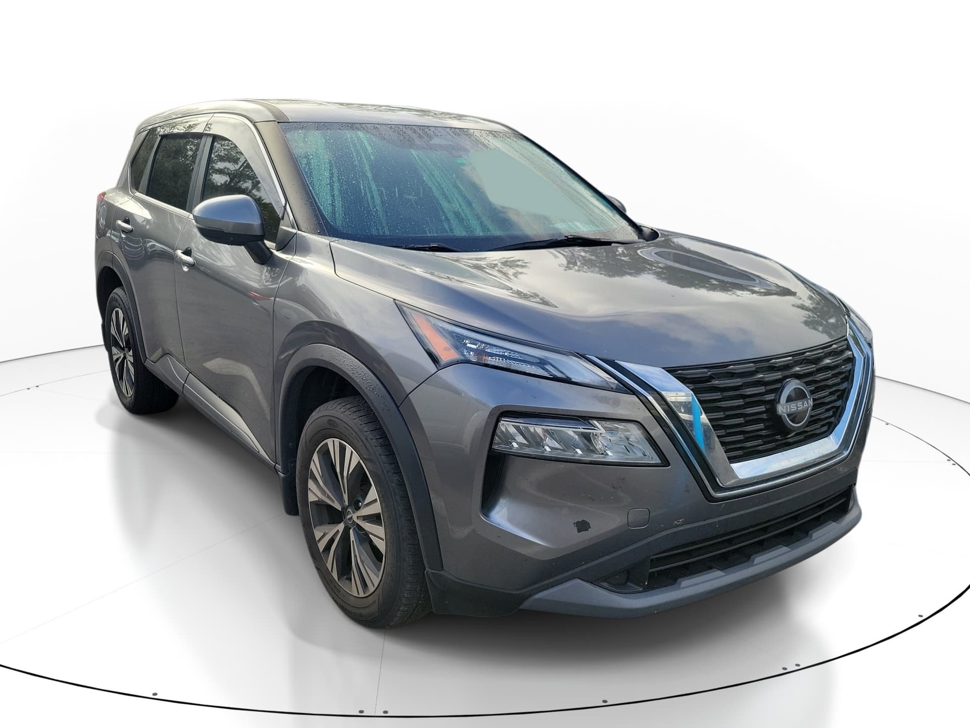 2022 Nissan Rogue SV — photo 1 of 10