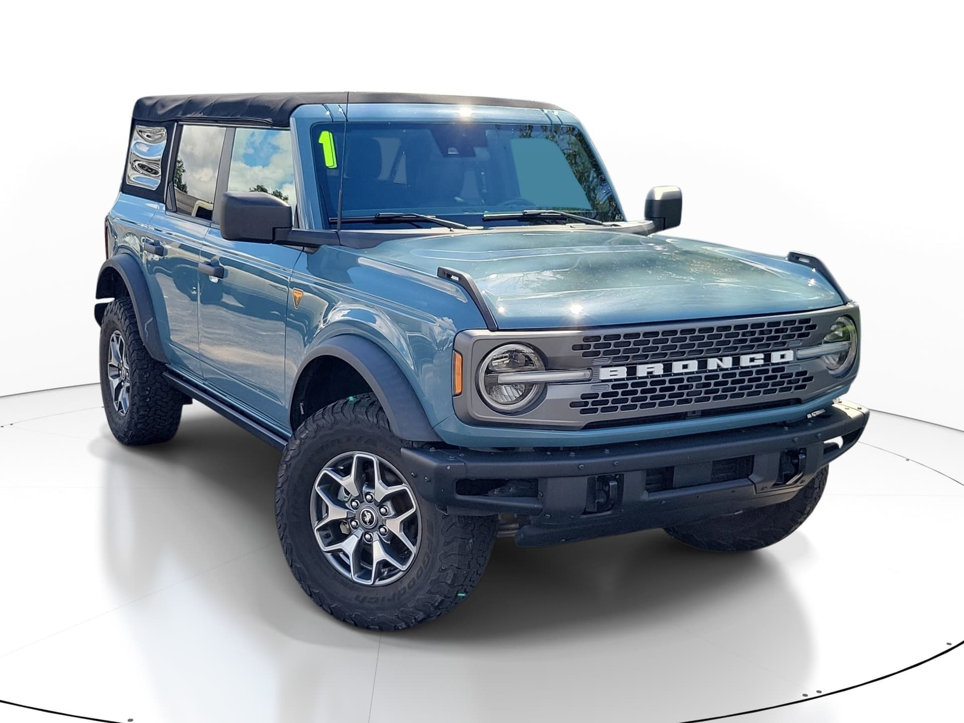 2021 Ford Bronco Badlands — photo 1 of 31