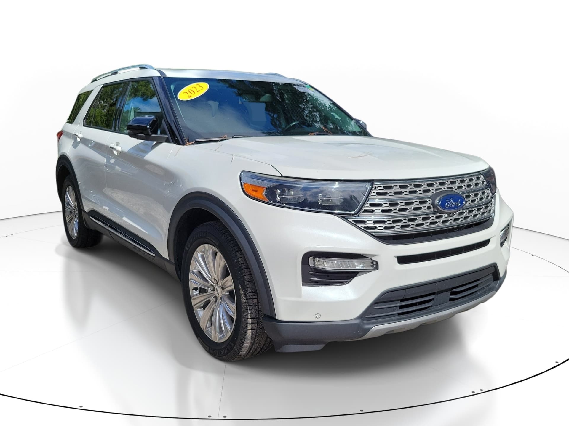 2023 Ford Explorer Limited — photo 1 of 10