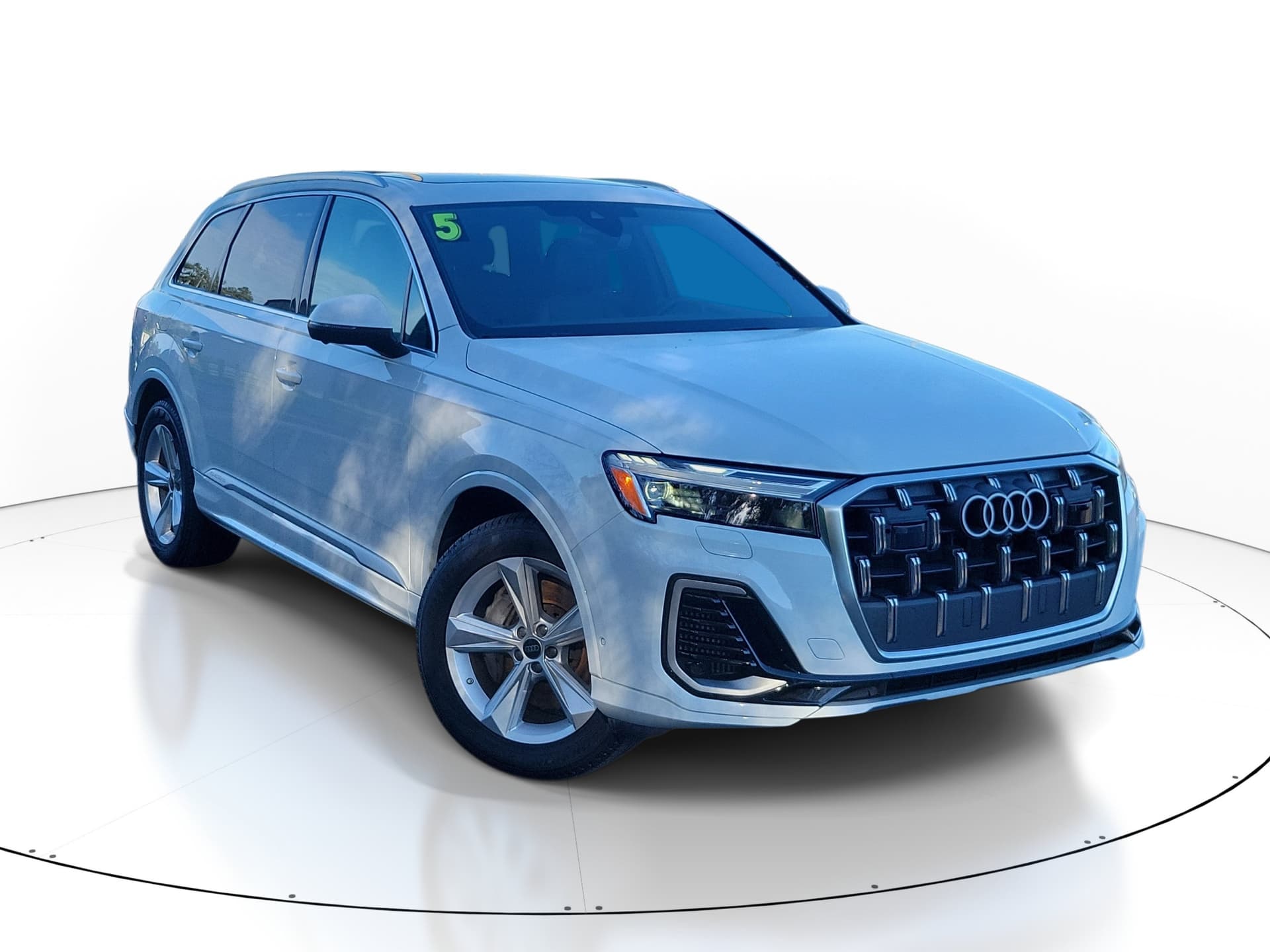 2025 Audi Q7 Premium — photo 1 of 33