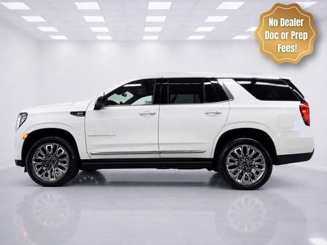 2023 GMC Yukon Denali Ultimate — photo 1 of 41