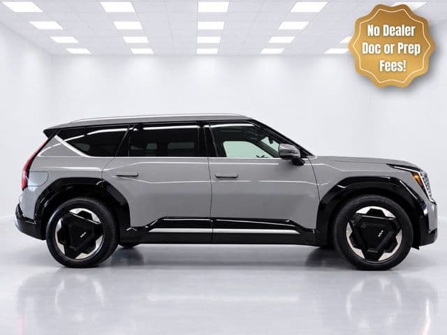 2026 Kia EV9 Land — photo 1 of 21