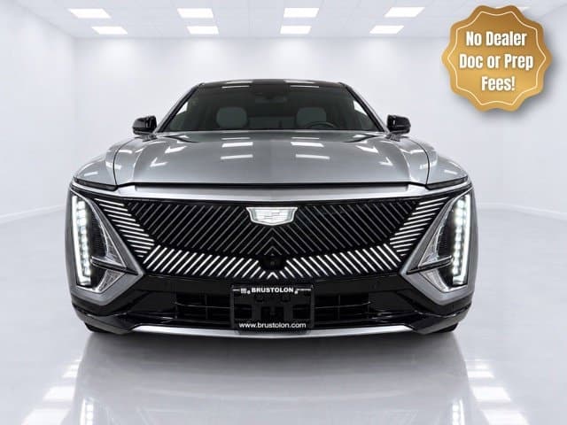 2024 Cadillac LYRIQ Luxury — photo 1 of 54