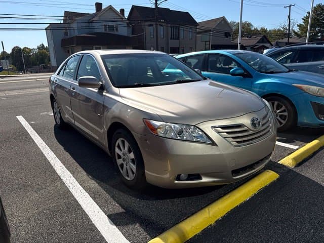 2007 Toyota Camry XLE — photo 1 of 4