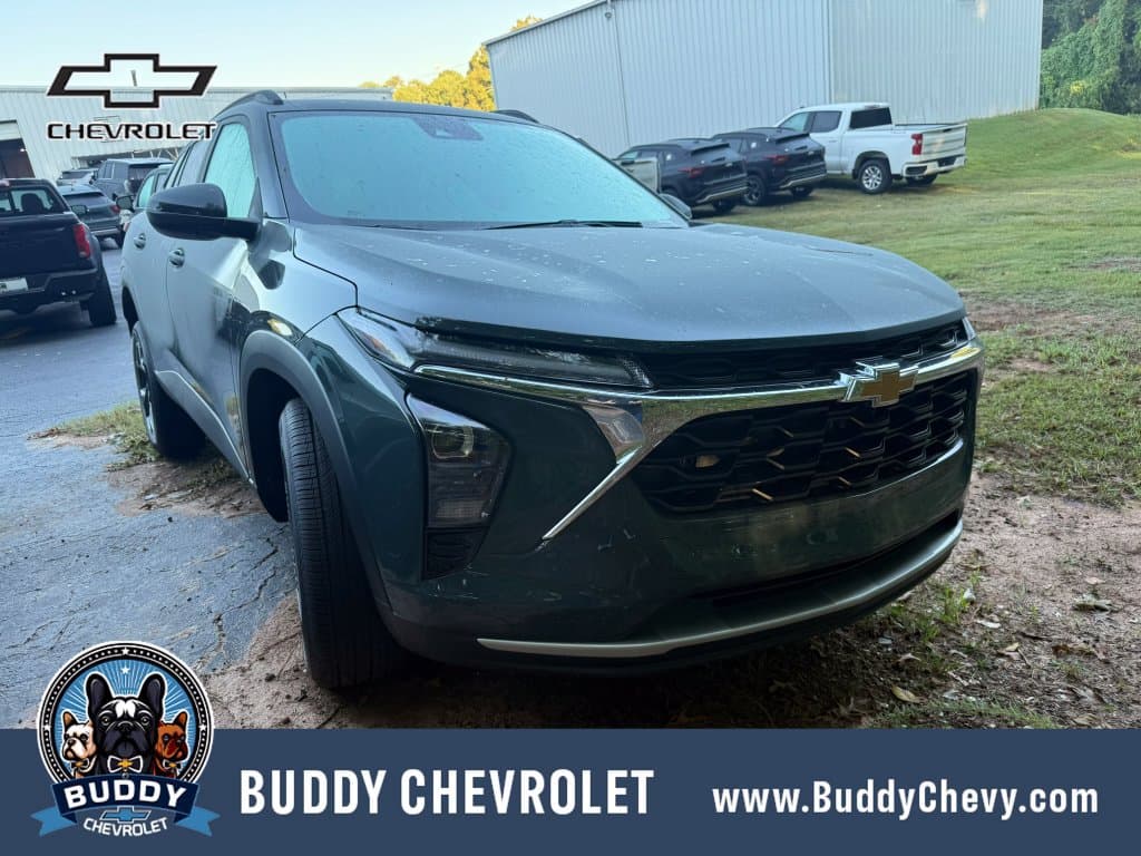 2026 Chevrolet Trax LT — photo 1 of 31