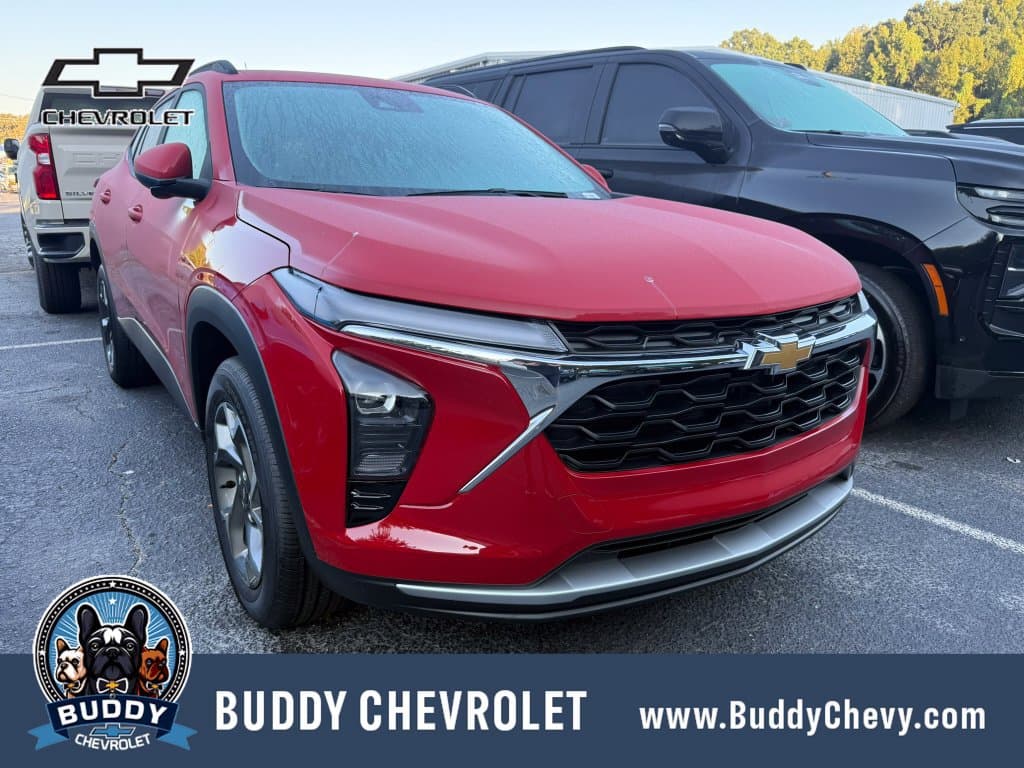 2026 Chevrolet Trax LT — photo 1 of 31