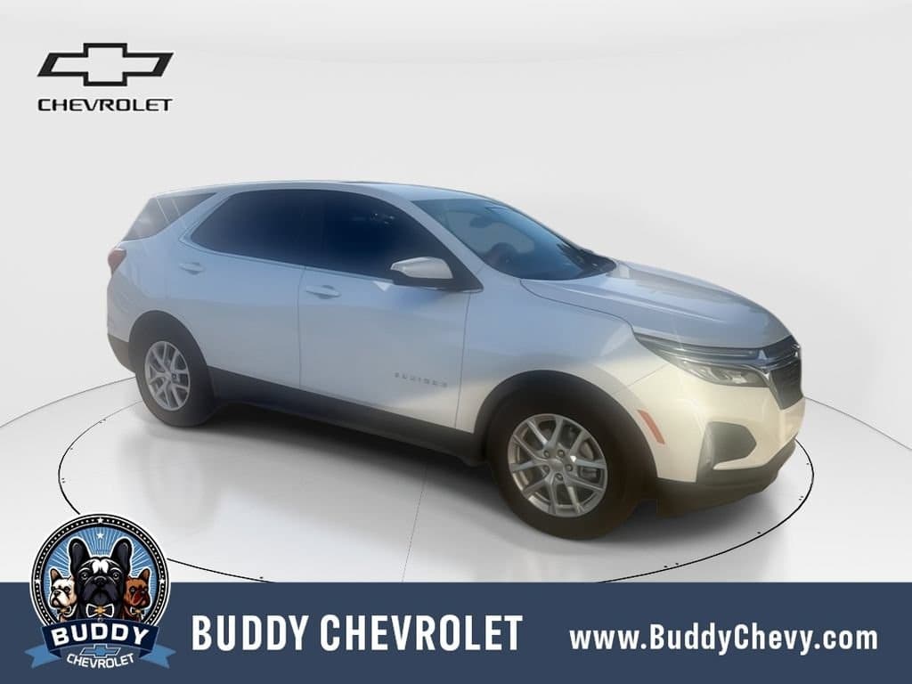 2023 Chevrolet Equinox LT — photo 1 of 5