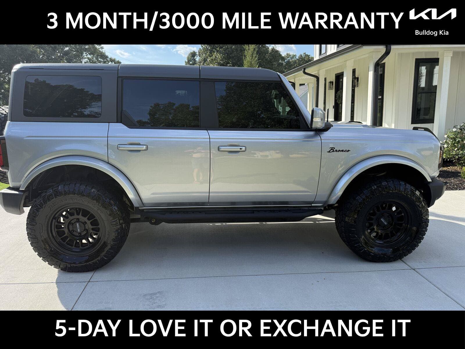 2024 Ford Bronco Outer Banks — photo 1 of 15