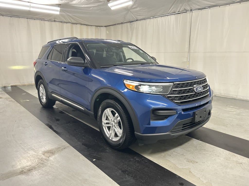 2023 Ford Explorer XLT — photo 1 of 24