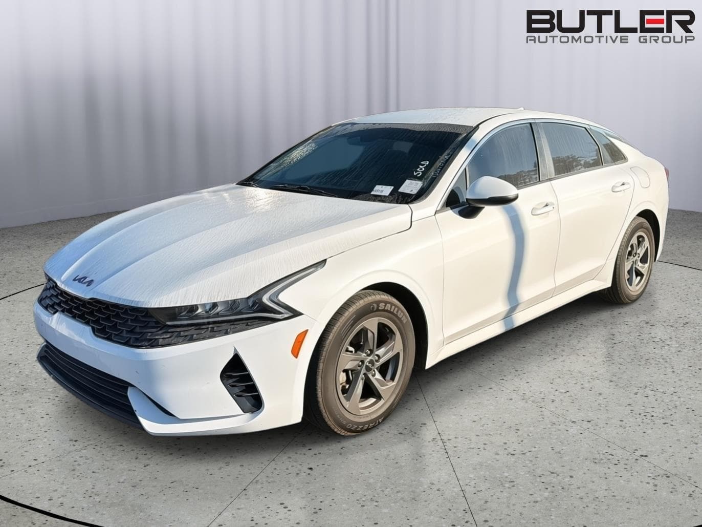 2022 Kia K5 LXS — photo 1 of 10