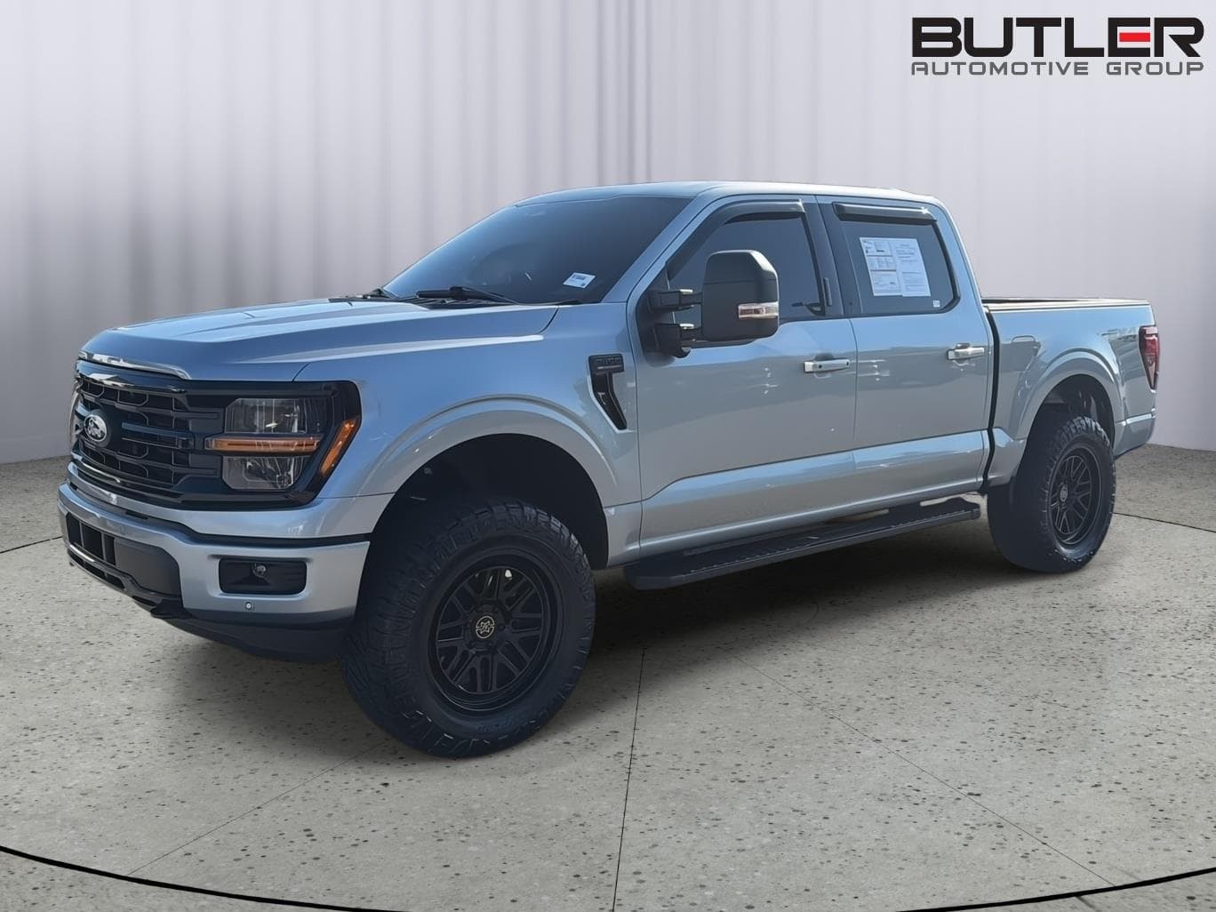 2024 Ford F-150 XLT — photo 1 of 42