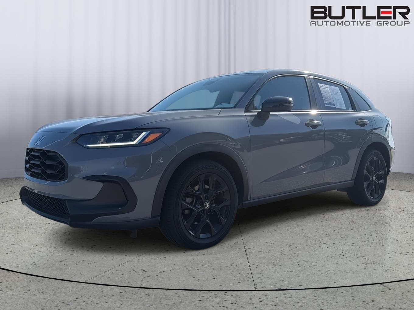 2024 Honda HR-V Base — photo 1 of 40