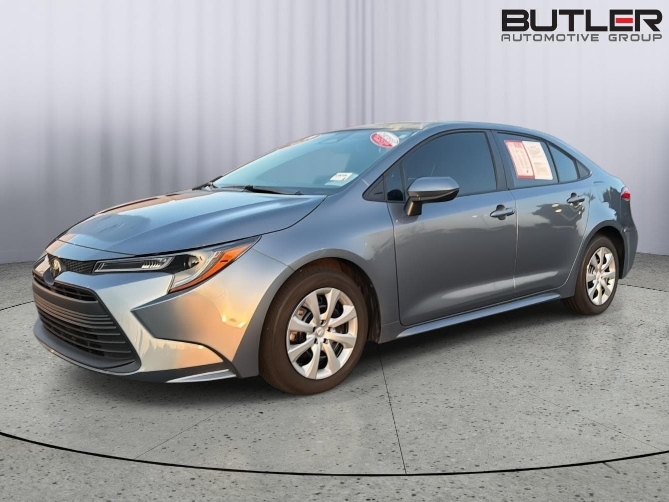 2025 Toyota Corolla LE — photo 1 of 39