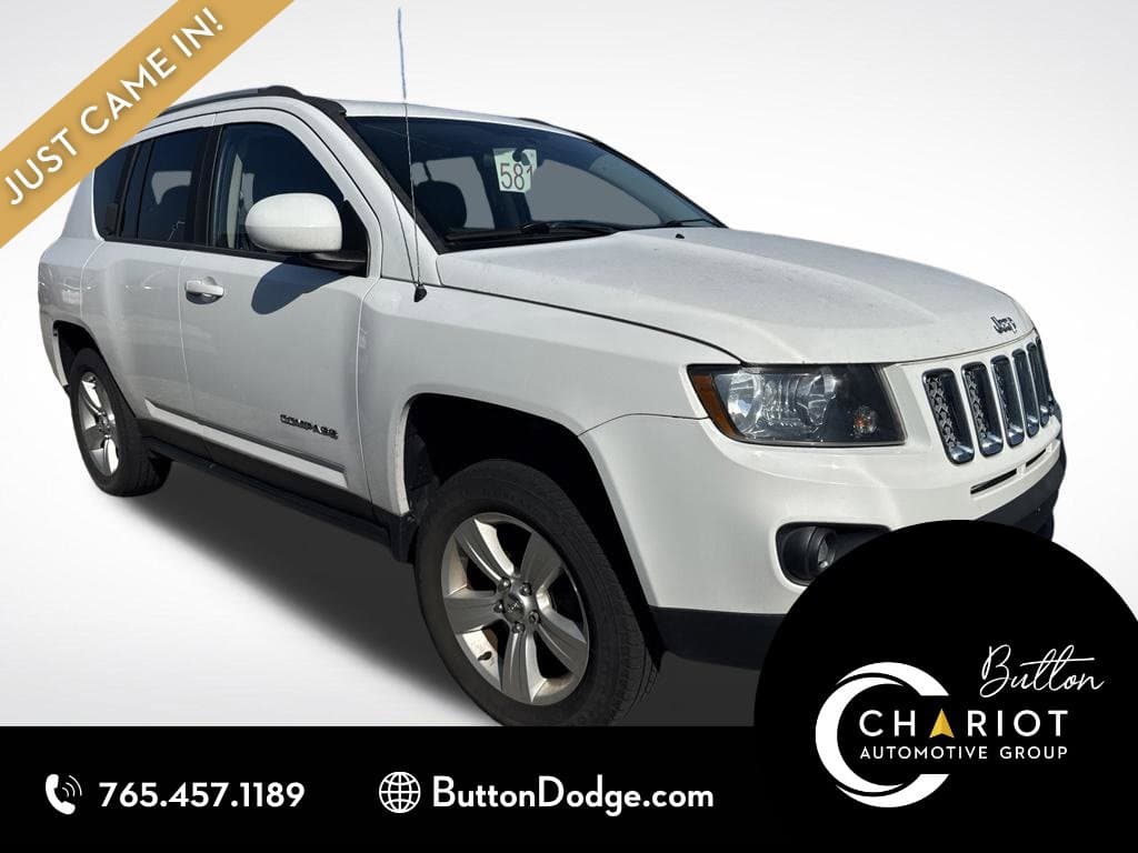 2015 Jeep Compass Latitude — photo 1 of 11