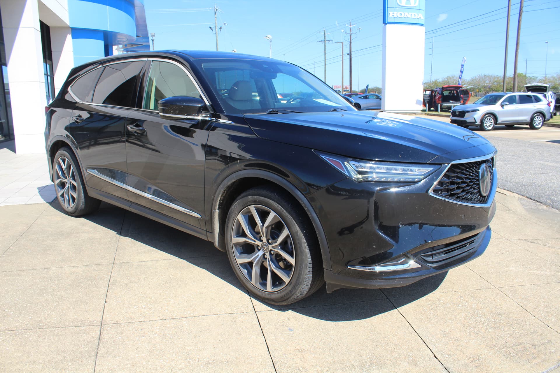 2023 Acura MDX Base — photo 1 of 5