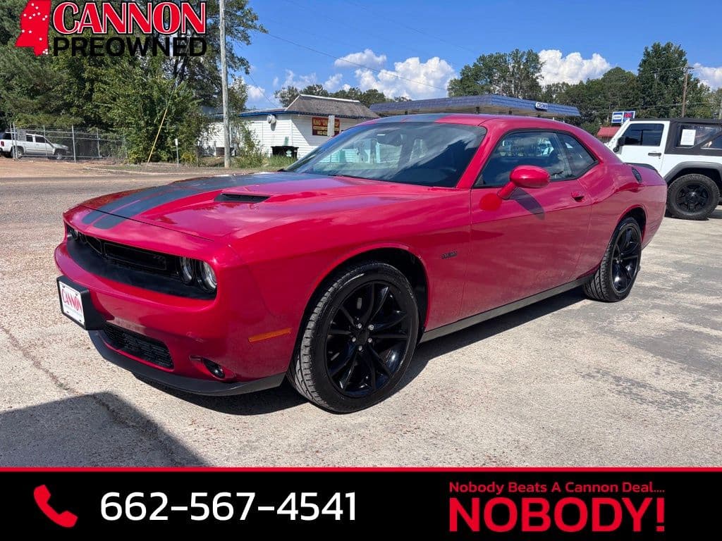 2016 Dodge Challenger R/T — photo 1 of 20
