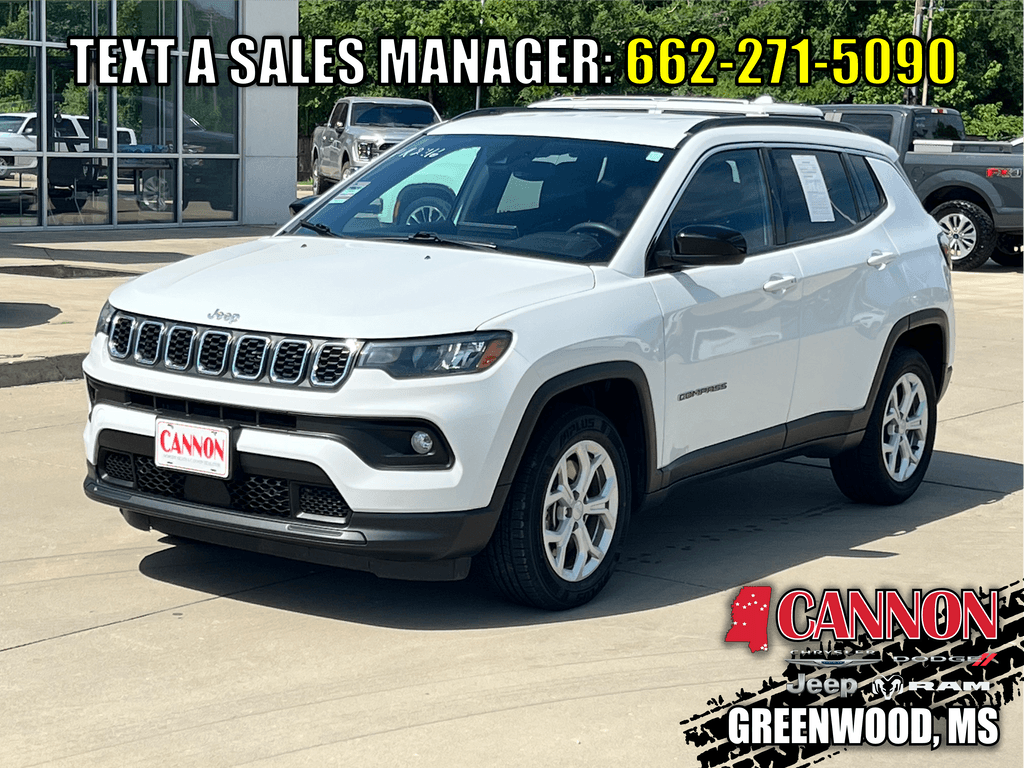 2024 Jeep Compass Latitude — photo 1 of 24