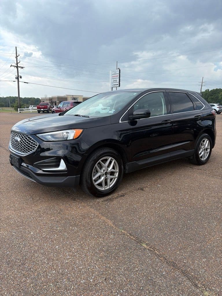 2024 Ford Edge Base — photo 1 of 35