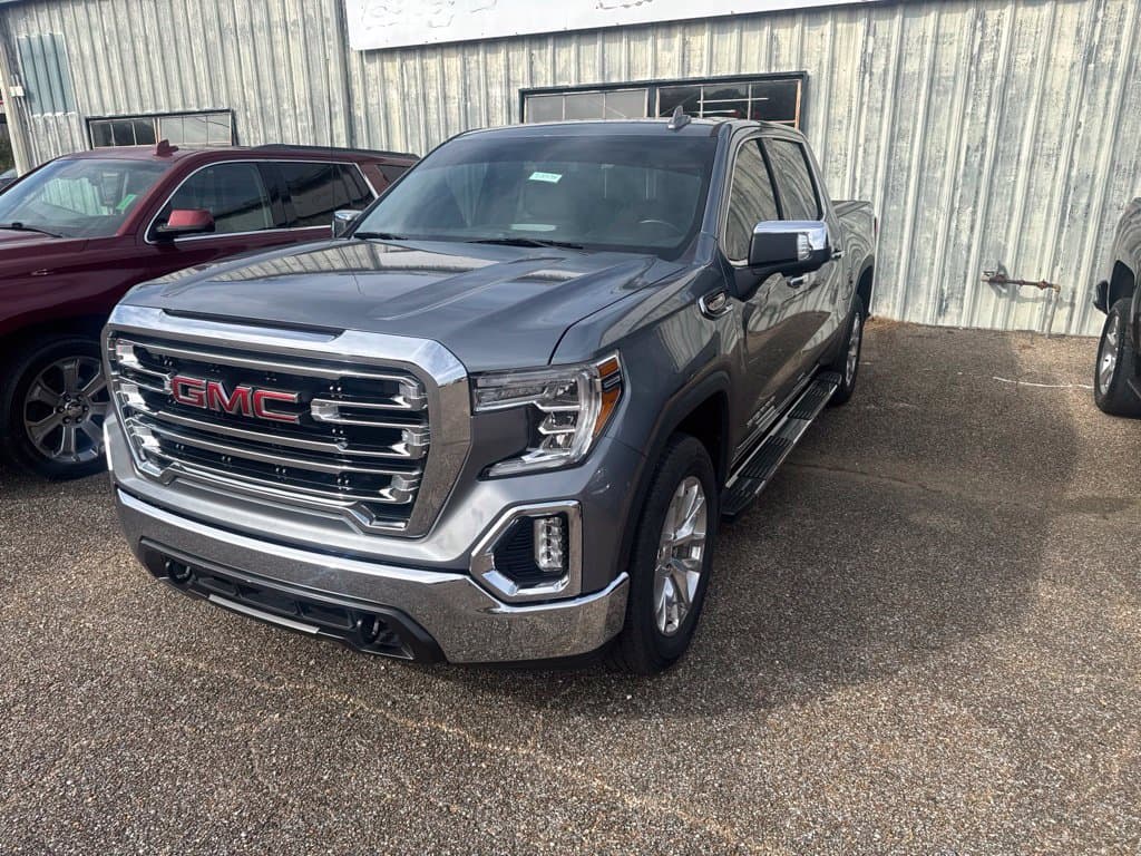 2021 GMC Sierra 1500 SLT — photo 1 of 4