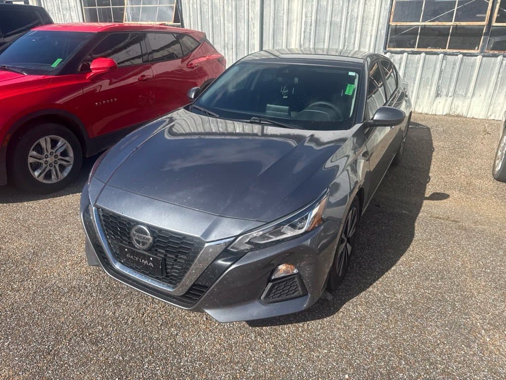 2022 Nissan Altima 2.5 SV — photo 1 of 4