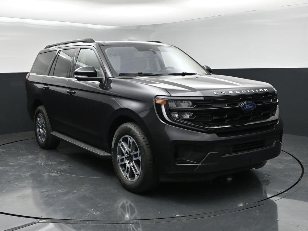 2025 Ford Expedition Active — photo 1 of 41